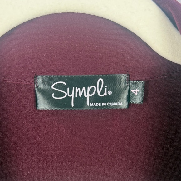 Sympli Deep Burgundy Flowy Fit Button Down Layered Hem Long Sleeve Blouse Size 4 - Picture 11 of 11
